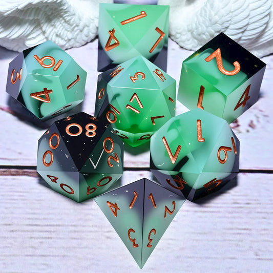 7PCS resin Dice Set Dragon and Dungeon Polyhedral  Dice, Punk Style Role-Play RPG Explorer MTG Pioneer Game DND Dice Set